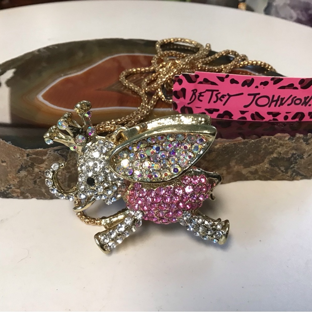 Princess Elephant Necklace - Picture 3 of 6